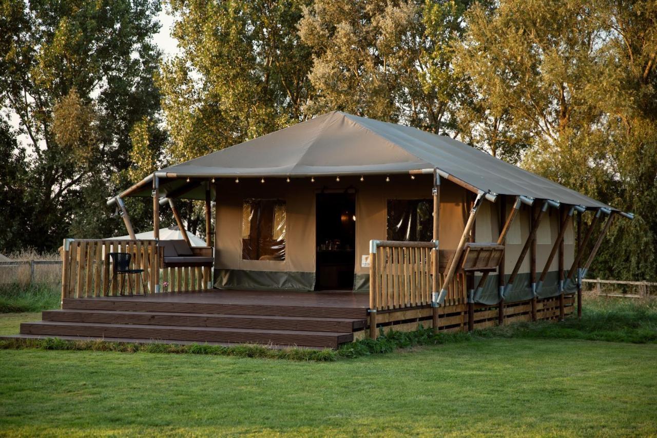 Horsley Hale Farm Glamping Ely Exterior photo