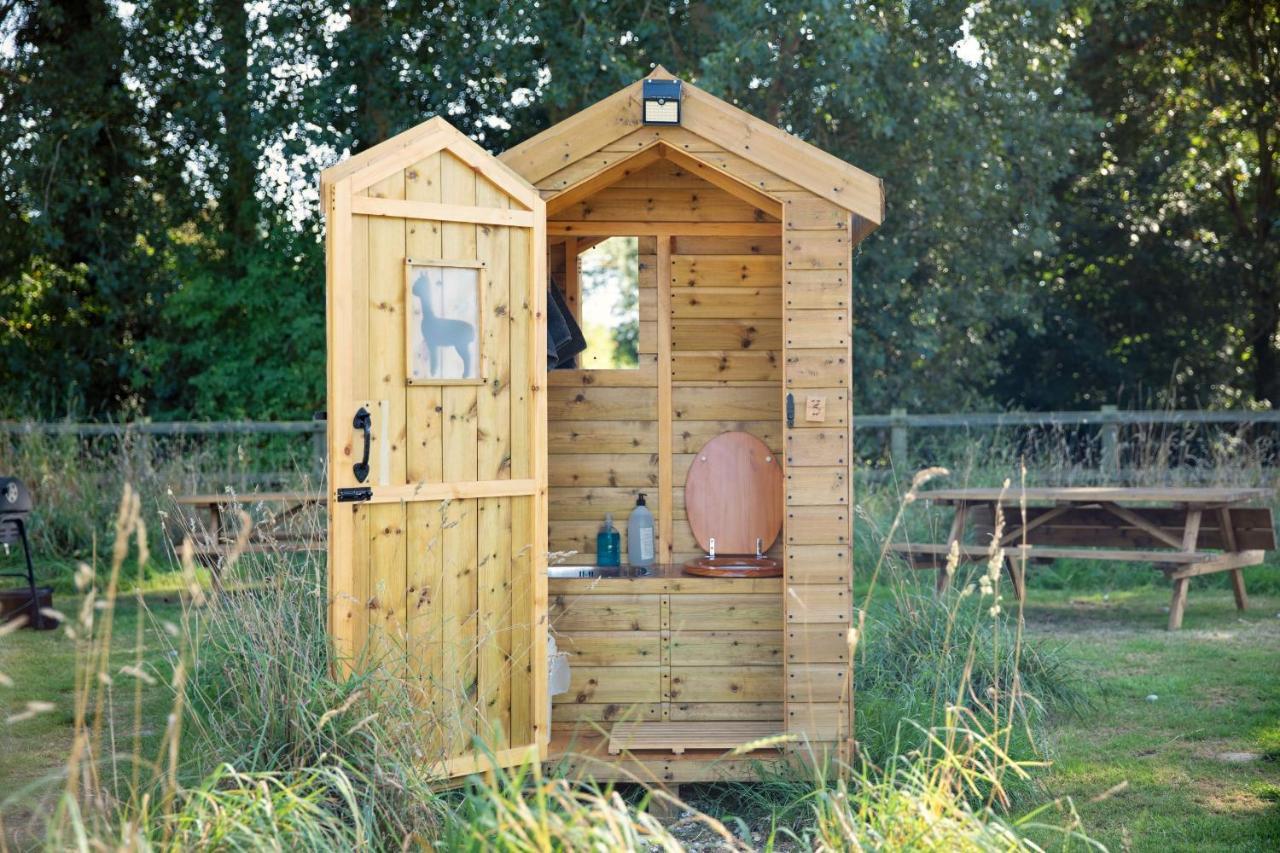 Horsley Hale Farm Glamping Ely Exterior photo