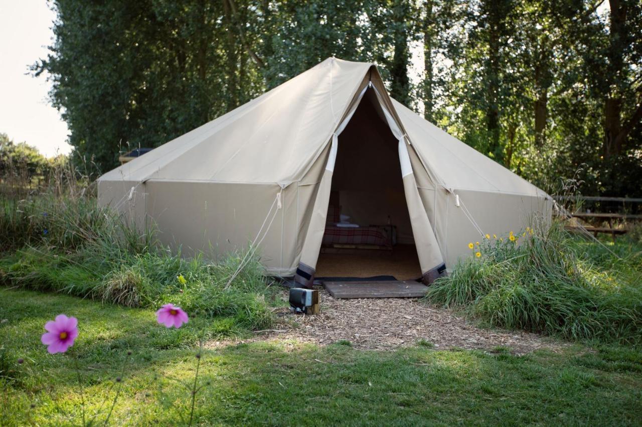 Horsley Hale Farm Glamping Ely Exterior photo