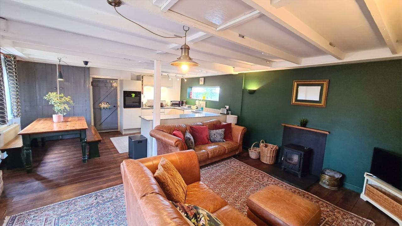 Horsley Hale Farm Glamping Ely Exterior photo