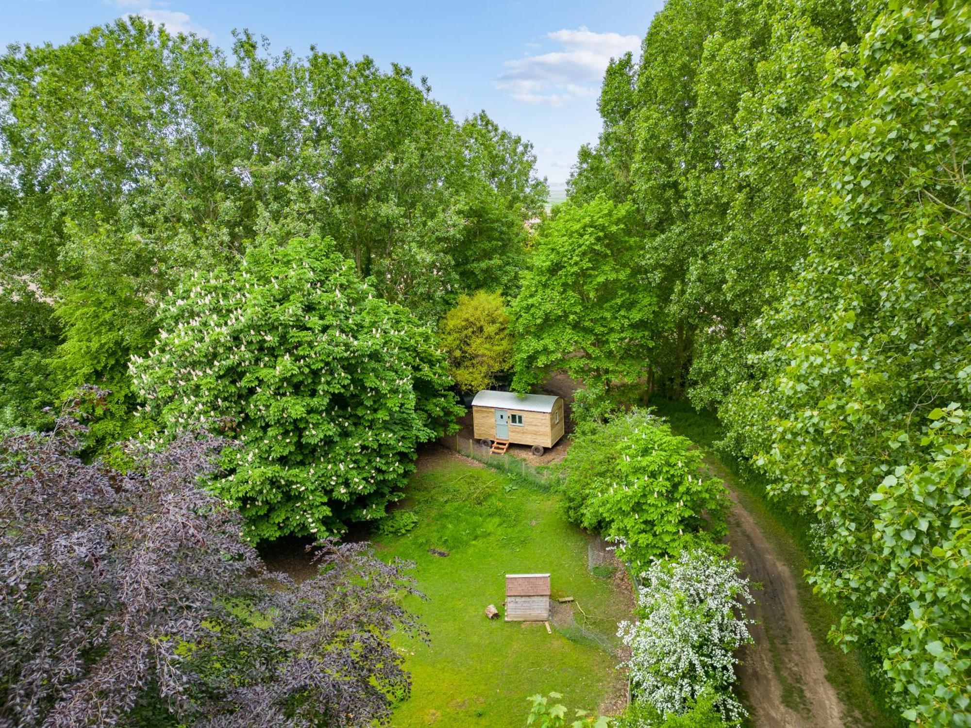 Horsley Hale Farm Glamping Ely Exterior photo